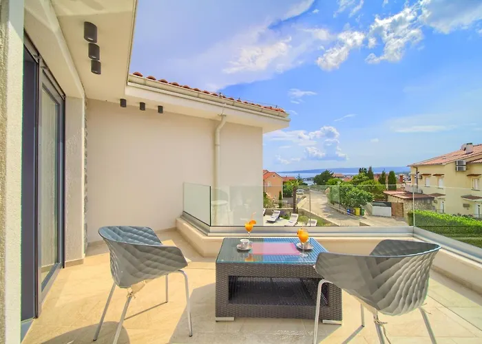 Ela - Town Krk Villa *