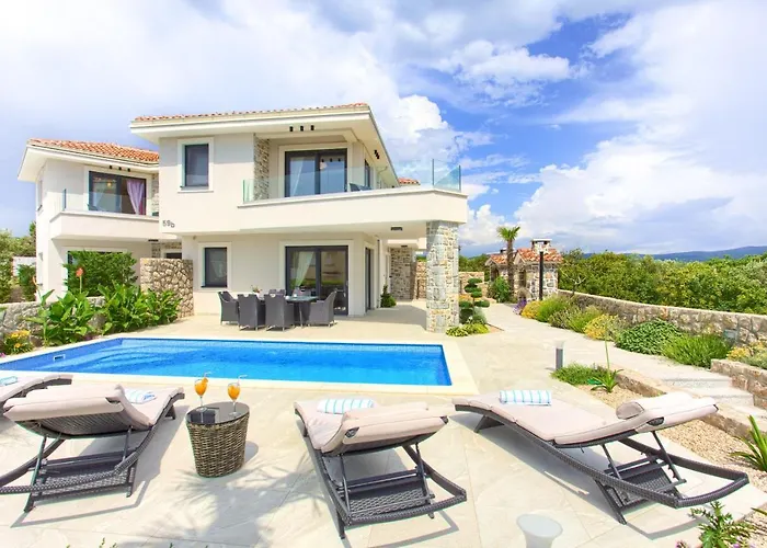 Ela - Town Krk Villa