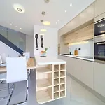Ela - Town Krk Villa *