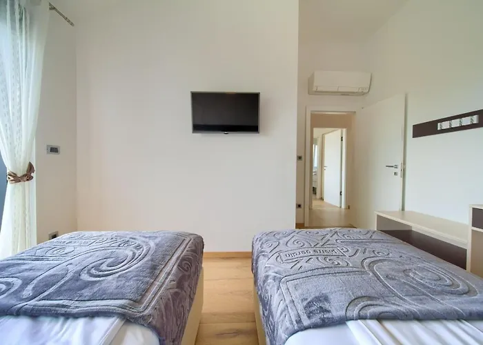 Ela - Town Krk Villa