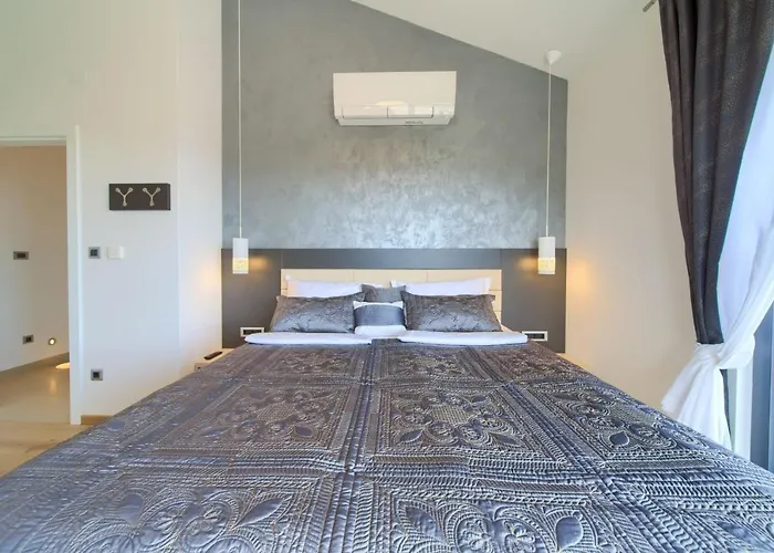 Villa Ela - Town Krk